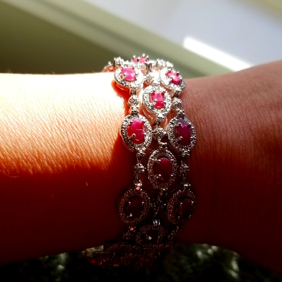 Magnificent Real Ruby, Diamond bracelet! - Picture 2 of 5